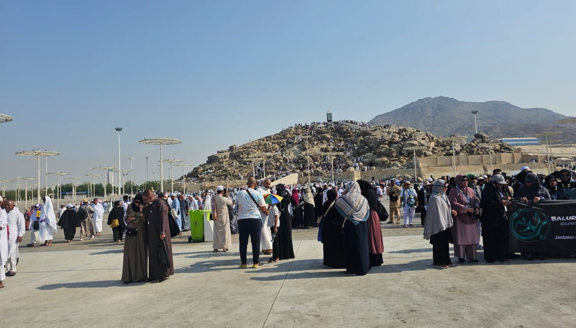 Dinar el-iyyar adındaki gencin kıssası